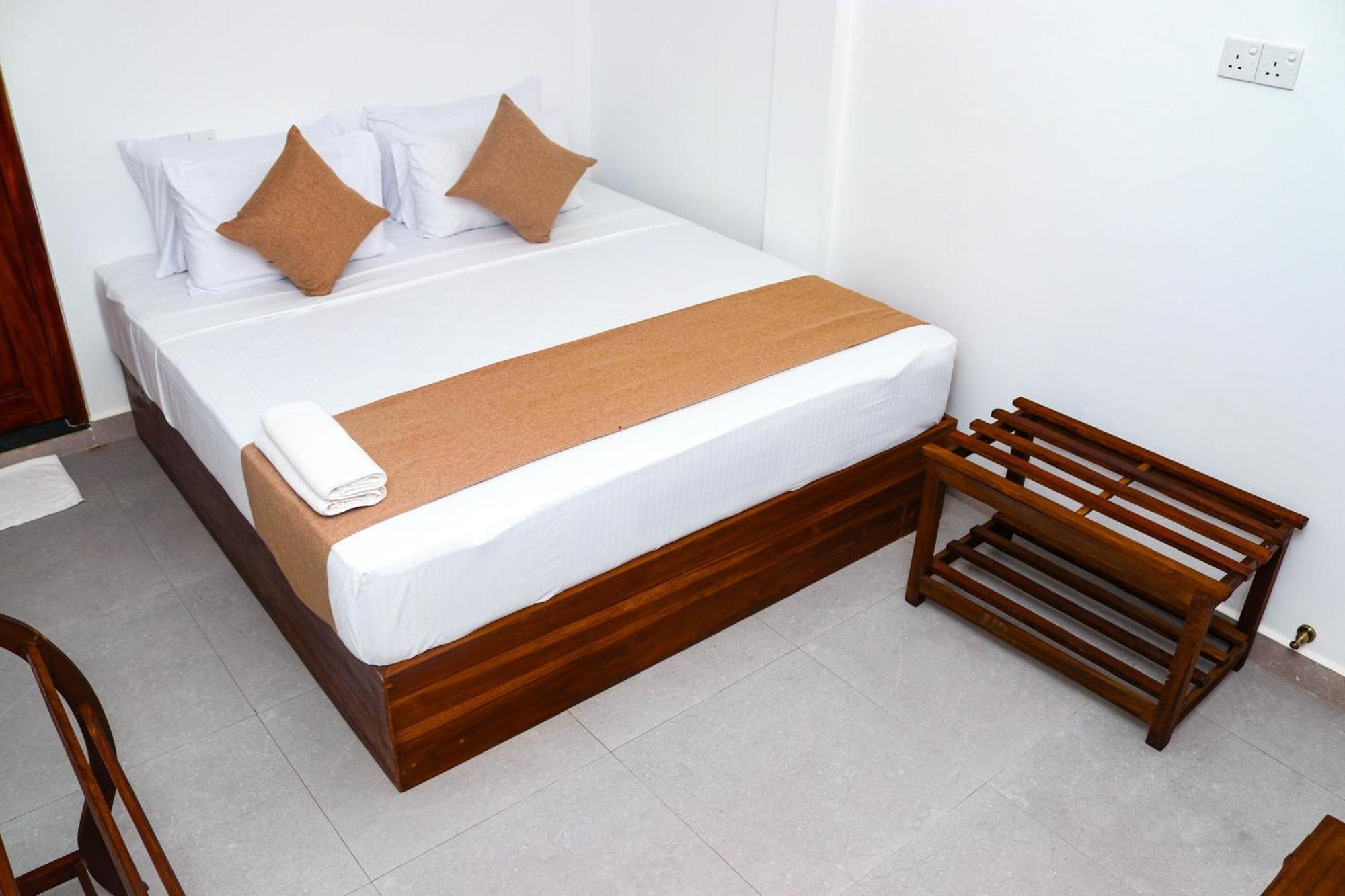 Reecha Resort & Hotel Kilinochchi Exterior foto